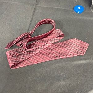 💝 Kenneth Cole Reaction red and black plaid tie (1921)